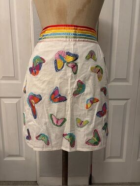 Vintage Y2K White 100% Cotton Butterfly Embroidered Skirt Size 4
